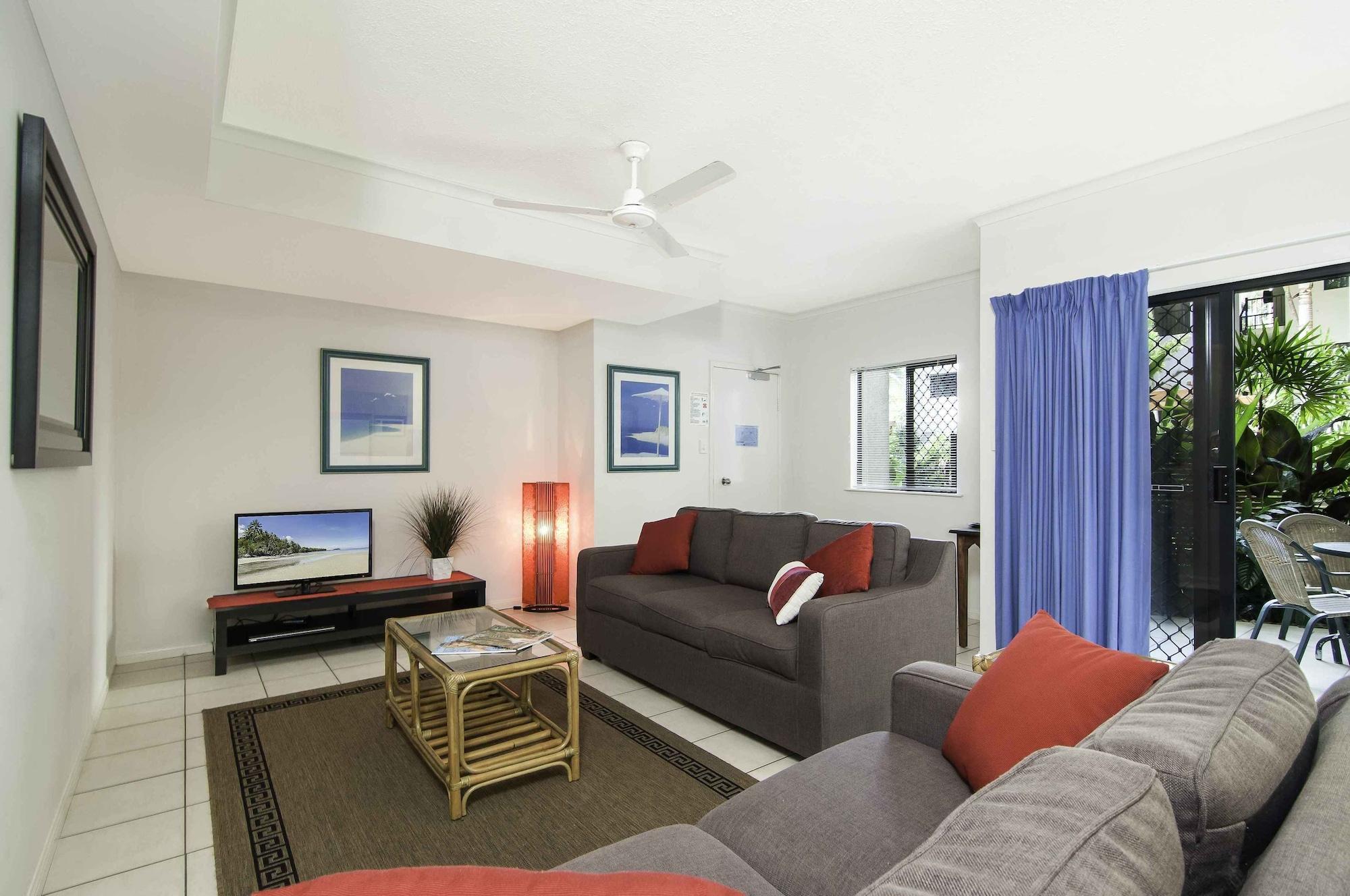 Bay Villas Resort Port Douglas Exterior photo