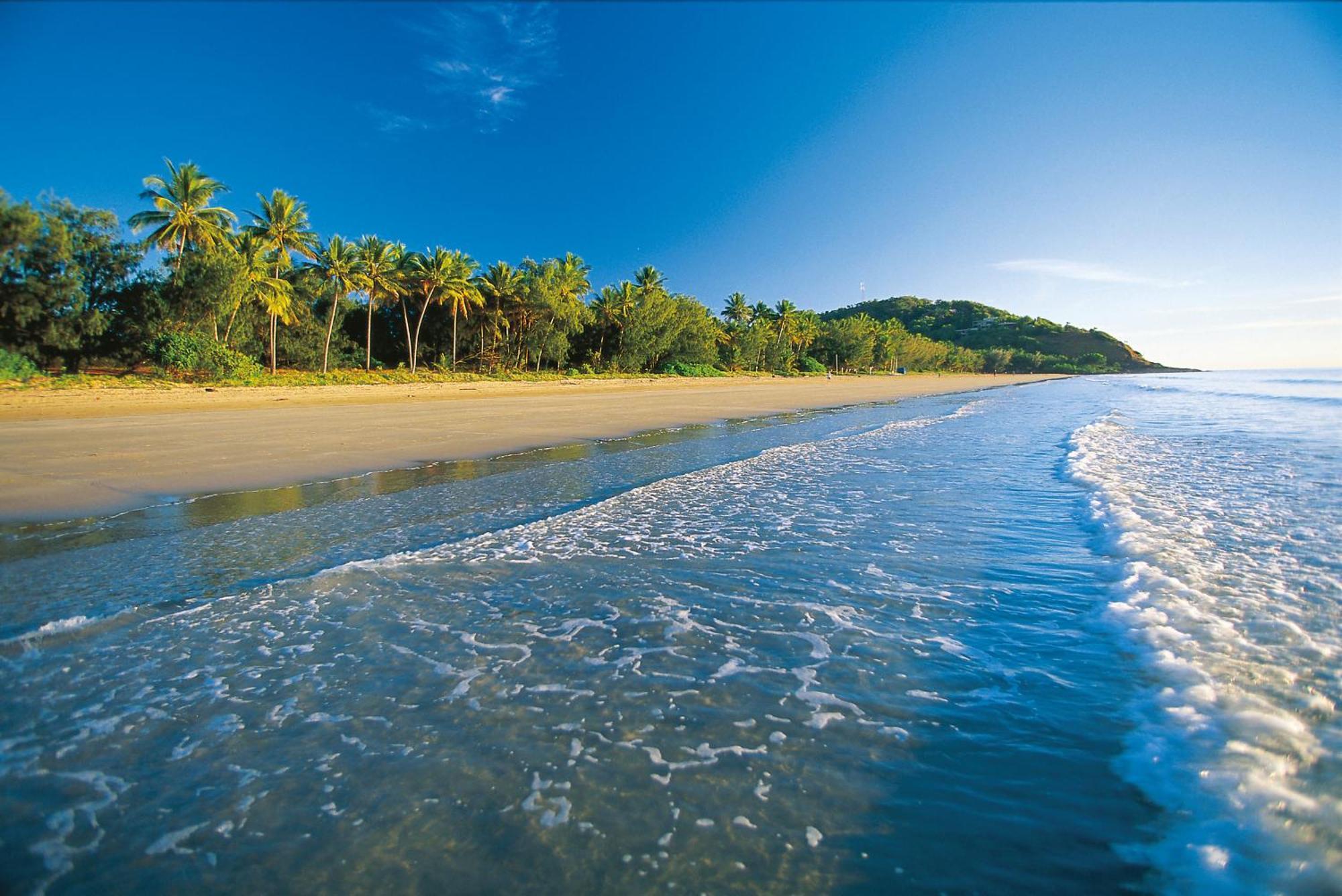 Bay Villas Resort Port Douglas Exterior photo