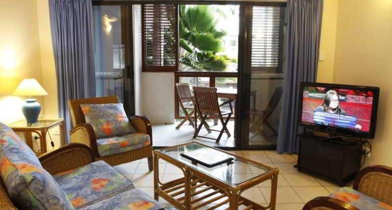 Bay Villas Resort Port Douglas Exterior photo