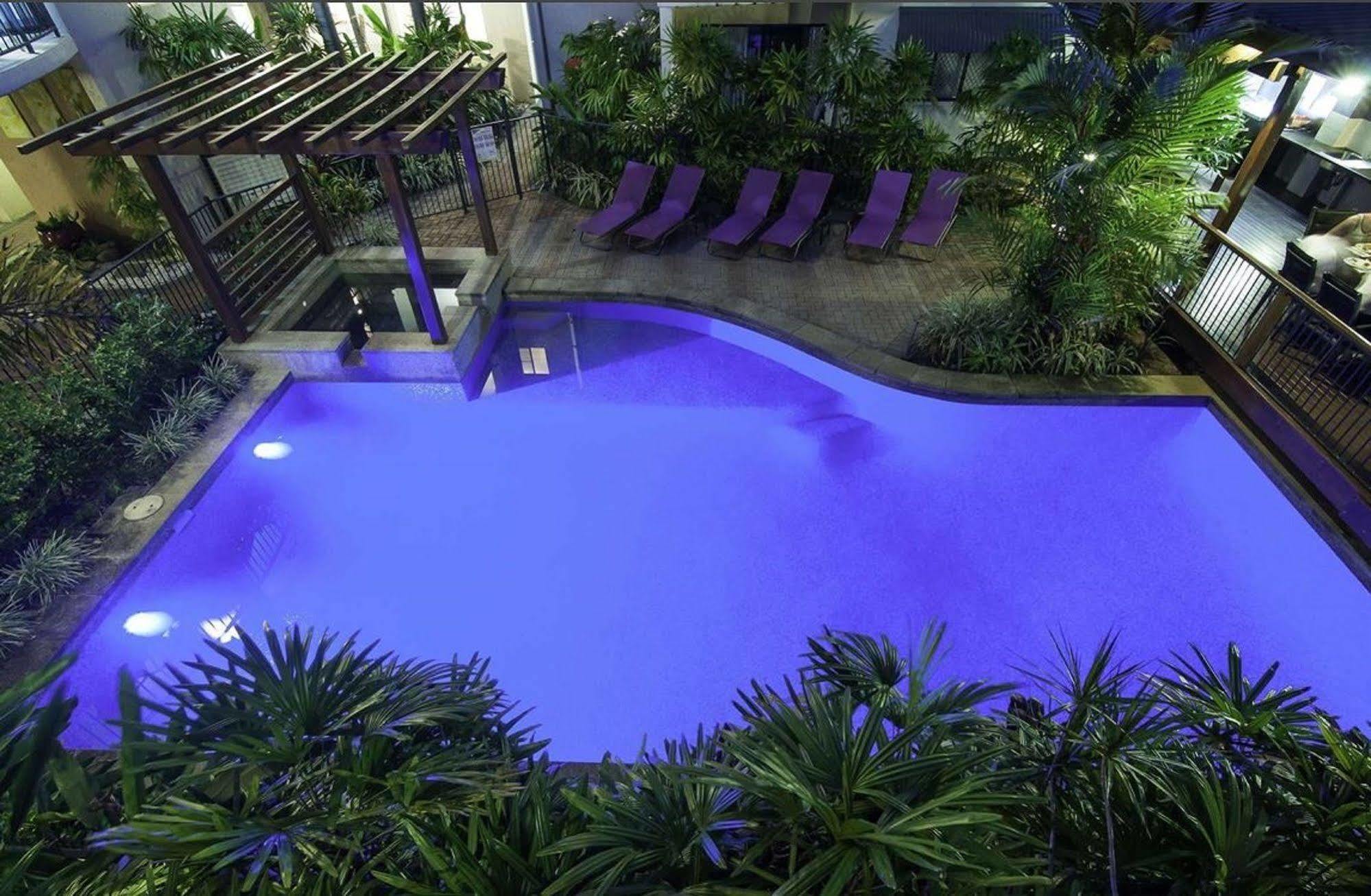 Bay Villas Resort Port Douglas Exterior photo